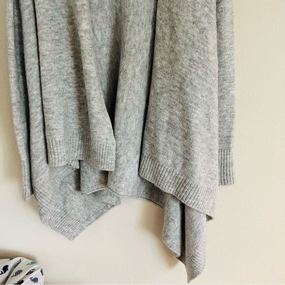 Zara Gray Women's Cardigan Sweater - Picture 4 of 8
